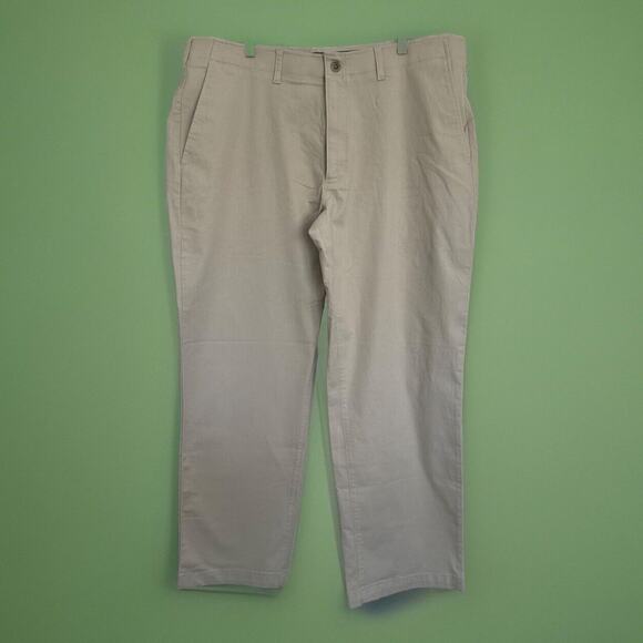 Haggar Other - Men Haggar Pants Straight Fit Flat font Stretch waist 42x30 Beige chino